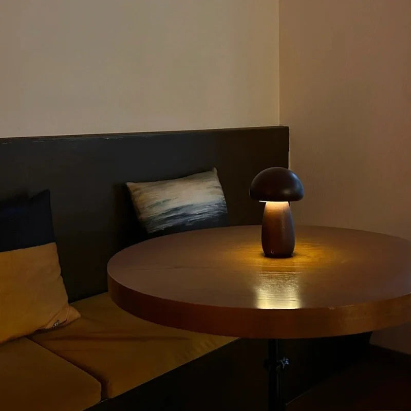 Lumishroom™ Lampu meja kayu