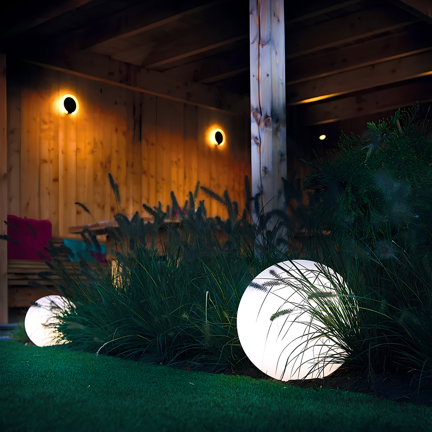 Spherical Garden Light