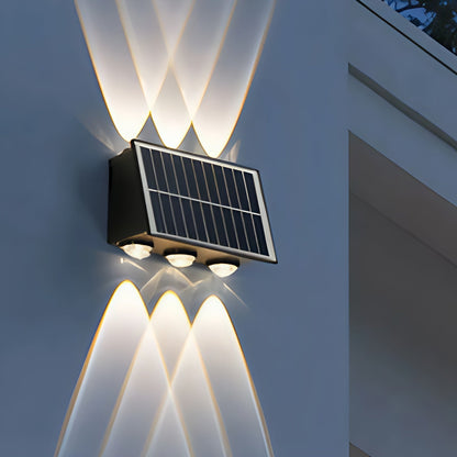 Solarny kinkiet ścienny