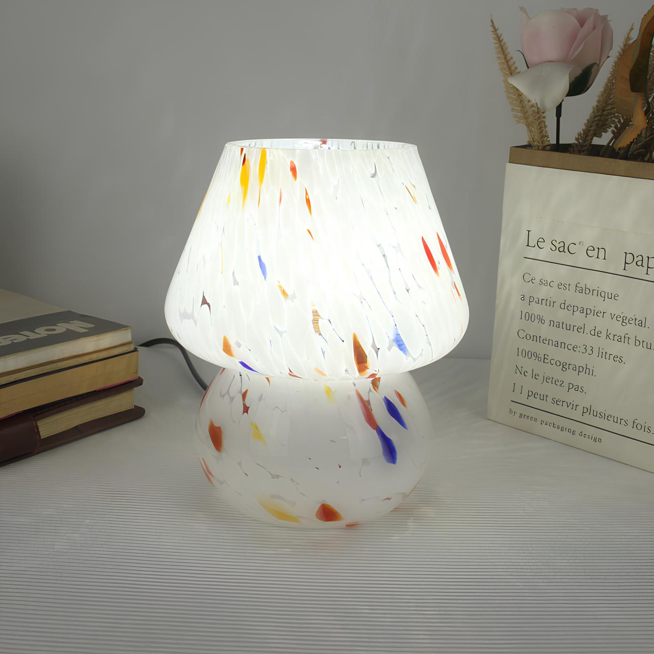 Verra™ Ręcznie wydmuchana lampa szklana
