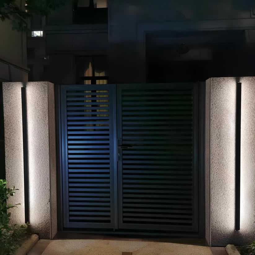 Linear Luxe™ 실외 벽 조명
