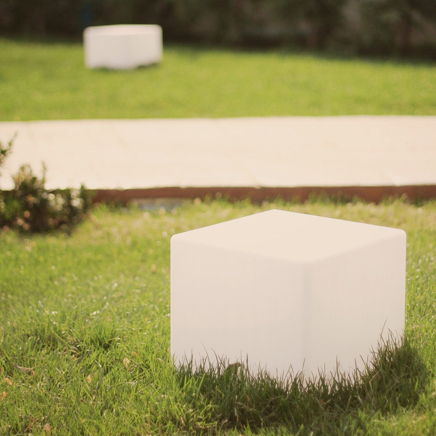 Luce da Giardino Cubica