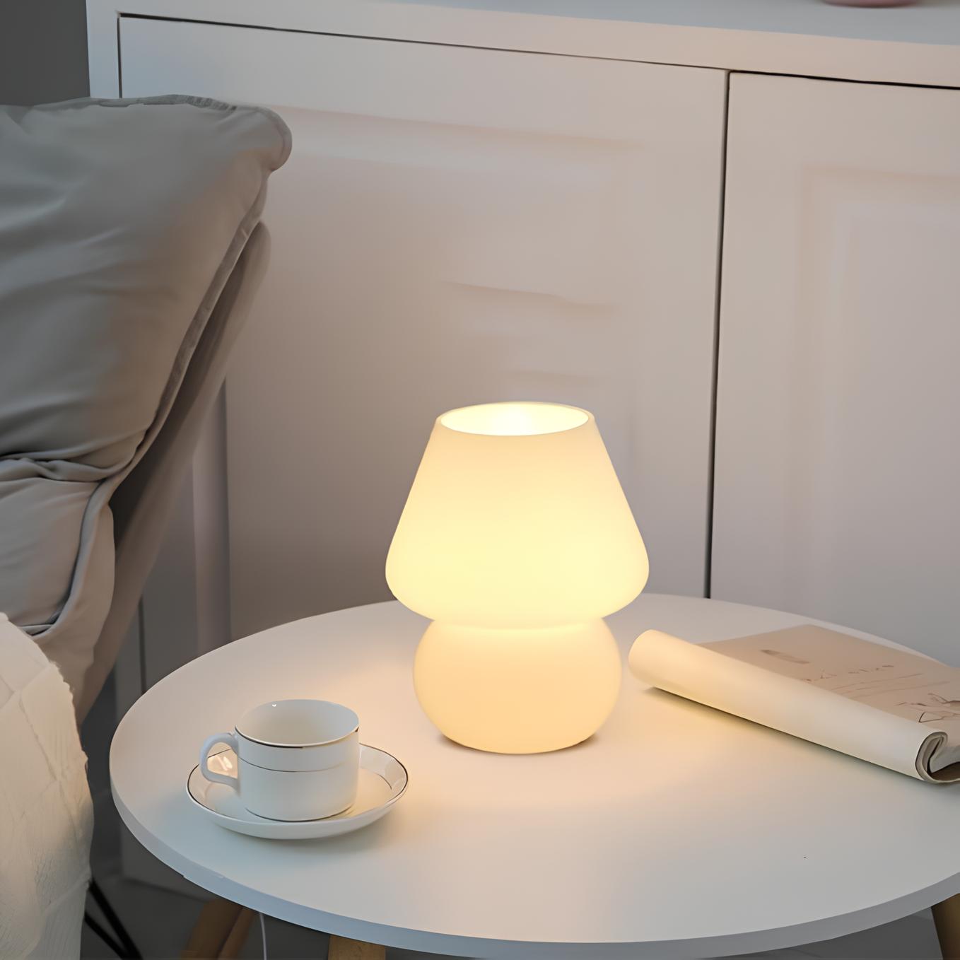 Verra™ Ręcznie wydmuchana lampa szklana
