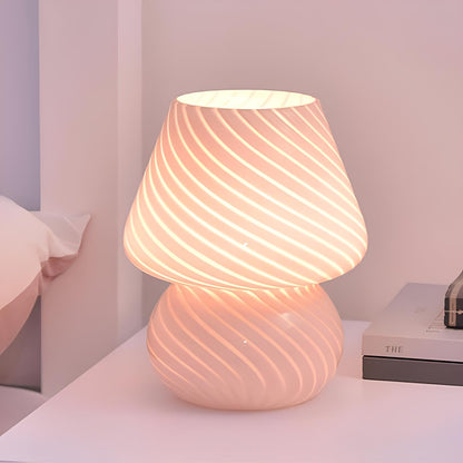Verra™ Ręcznie wydmuchana lampa szklana
