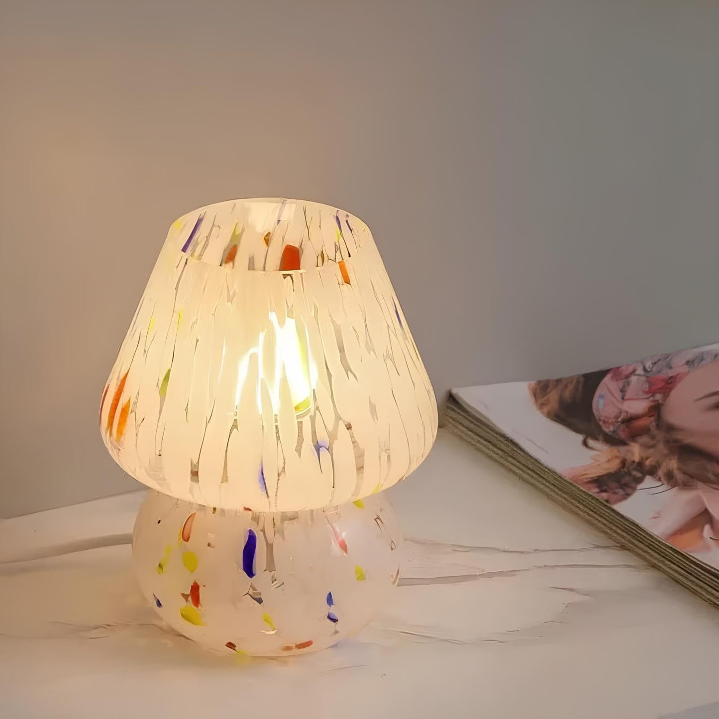 Verra™ Ręcznie wydmuchana lampa szklana
