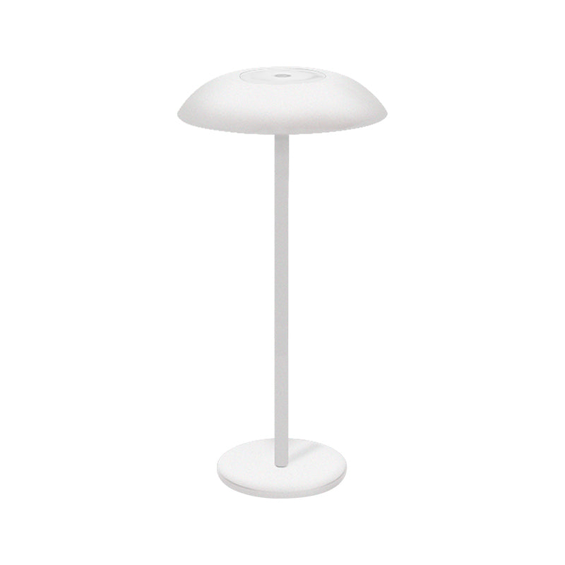 Lampada di Eleganza in Ferro